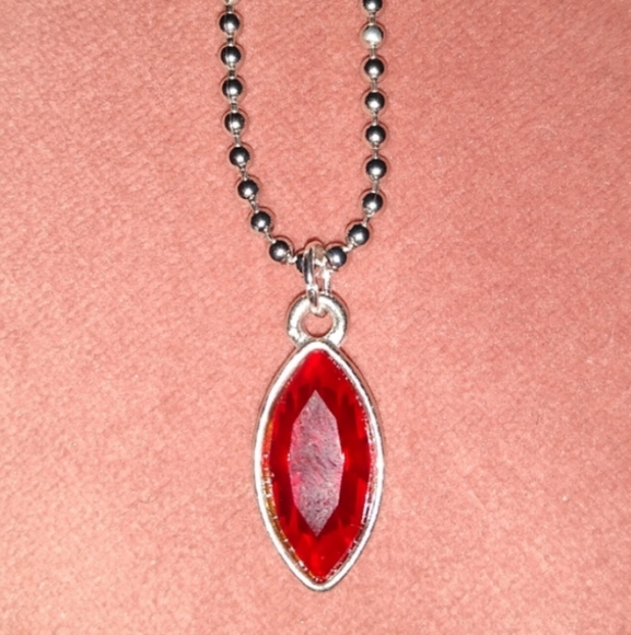 🪷 SALE Red Marquis Faceted Necklace Charm Silver Rhinestone Choker or Long New - Picture 1 of 9